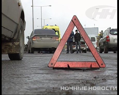 Серьезное ДТП на объездной дороге в Екатеринбурге: иномарка влетела в «семерку», оснащенную газовым баллоном. Пострадали пять человек, в том числе ребенок